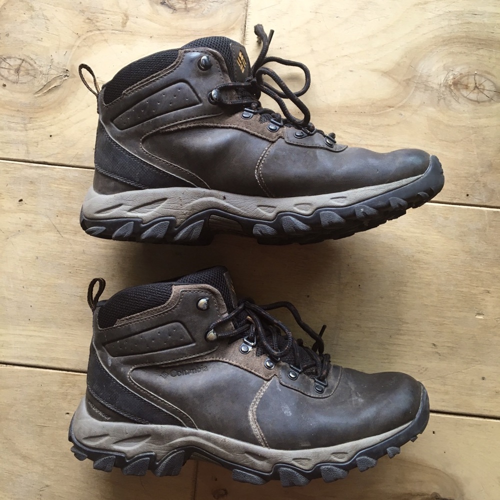 Colombia Newton Ridge Hiking Boots Mens 10.5 Wide